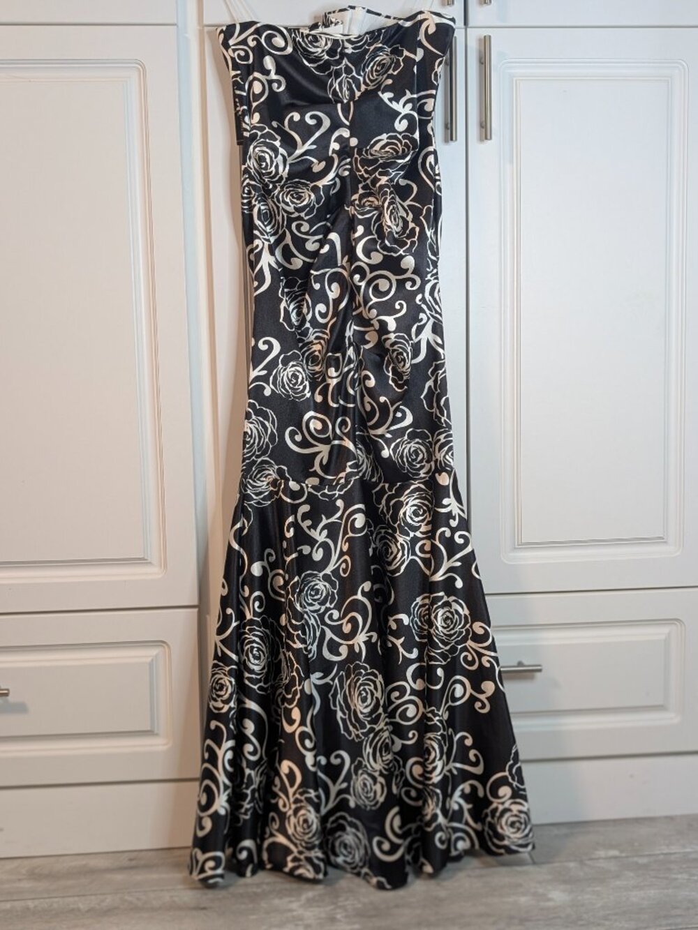 Strapless Sweetheart Satin Black Ivory Floral Mermaid Gown 8 Y2K Formal NWT - Picture 7 of 17